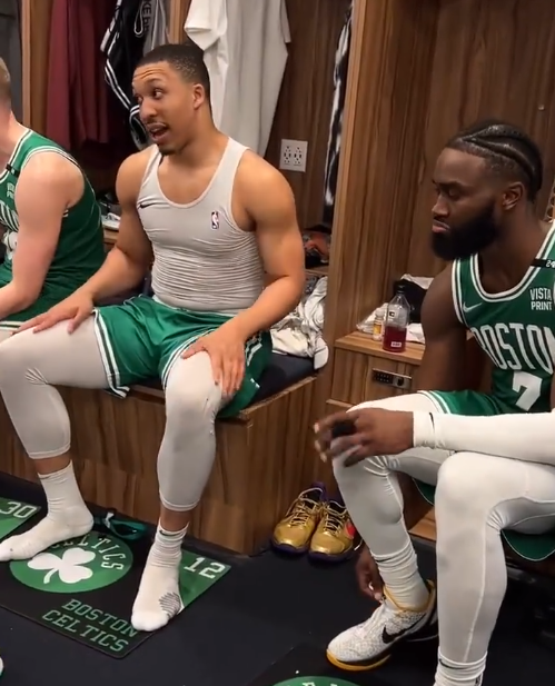 关于费城76人迎NBA总决赛关键赛，今晚更衣室发声，更衣室稳定，身体对抗强度拉满的信息