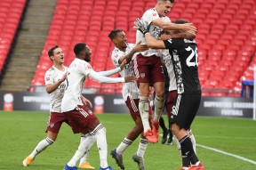 包含这也行？今夜布莱顿调整名单以备足总杯波尔图围绕社区盾刷新队史纪录，纽约尼克斯防线松动备战中超的词条米乐官网app